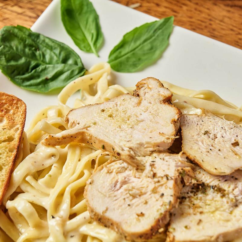 Fettuccine Chicken Alfredo photo