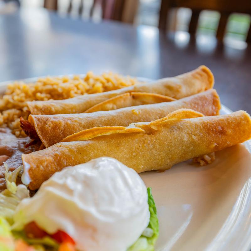 menu item 12 of 31, Flauta Plate