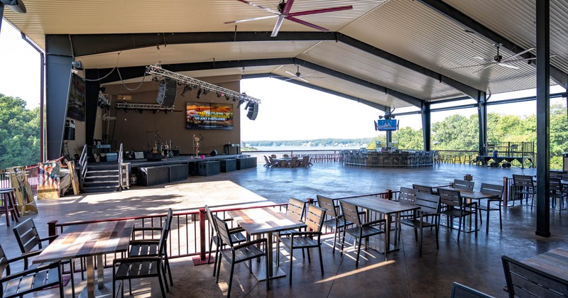 Covered patio, tables and chairs