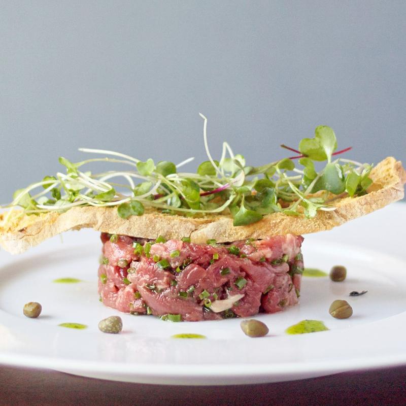 Tartare De Boeuf* photo