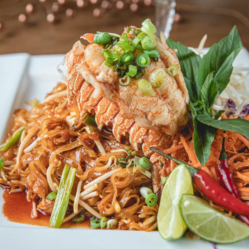 Bloomin' Pad Thai photo