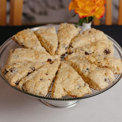 Plate with pie slices