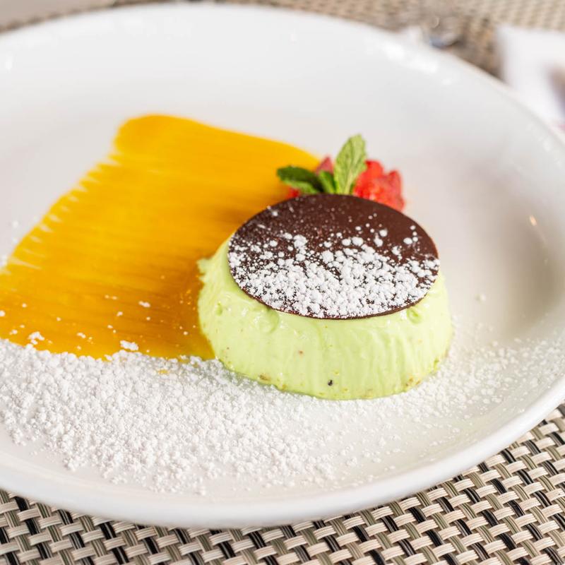 Panna cotta al pistacchio photo