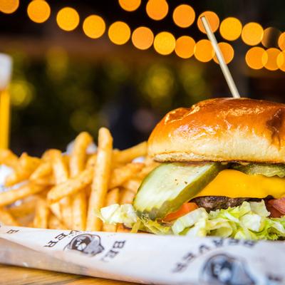 Dave's Classic Burger.