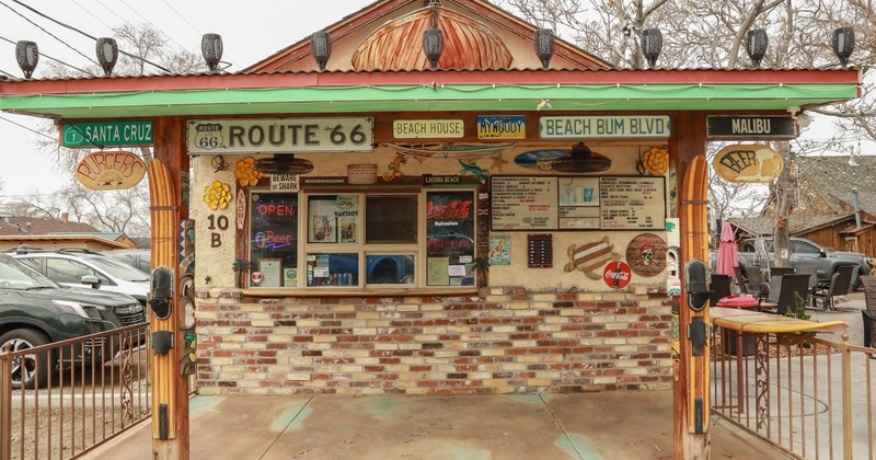 Exterior, front view to food pickup counter