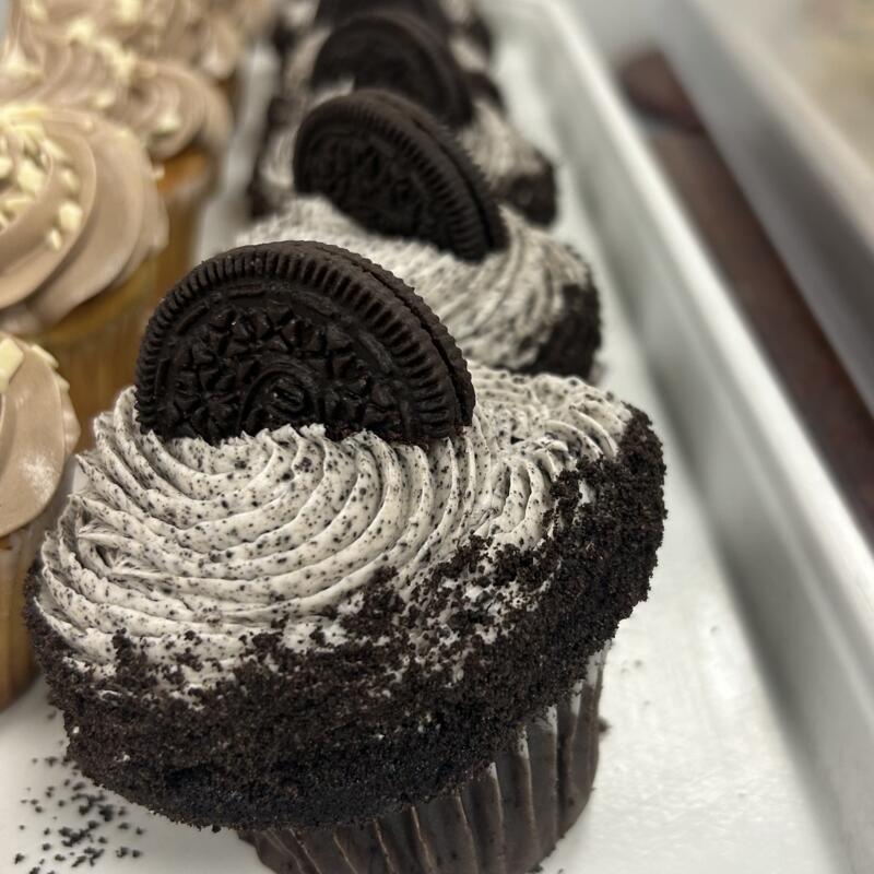 menu item 24 of 90, Oreo Cupcake