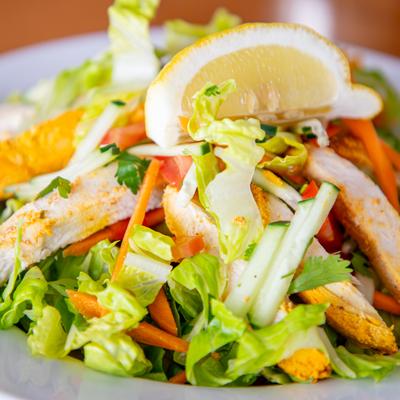 Tandoori Salad, close up.