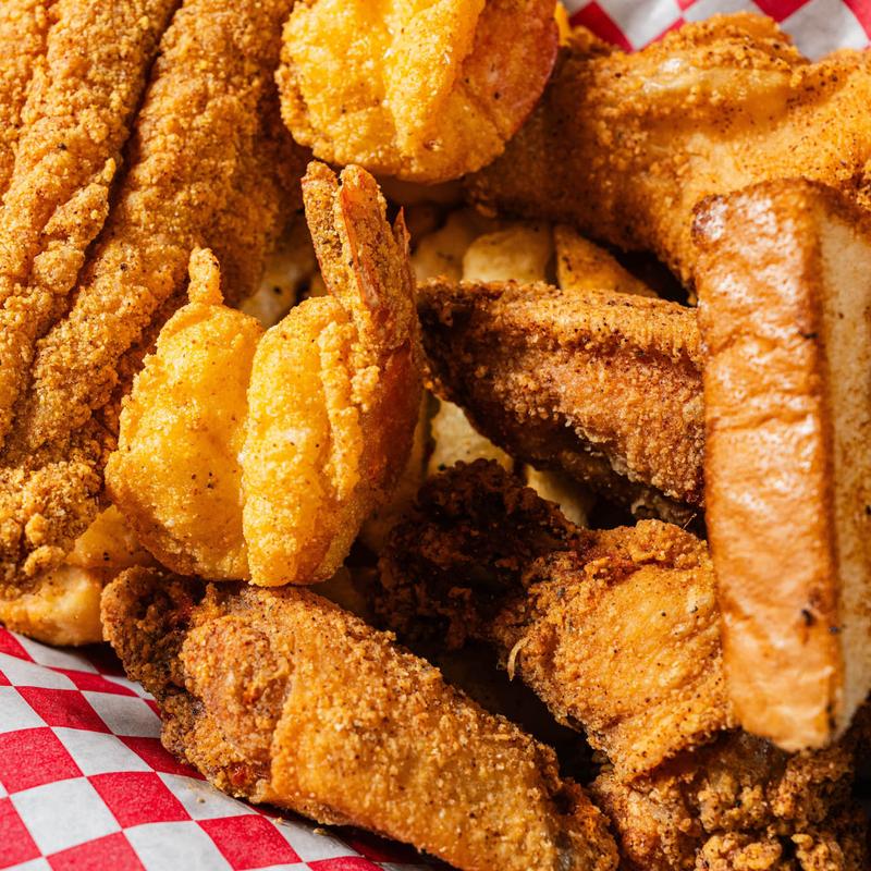 2 Pieces Fish, 2 Pieces Shrimp & 4 Pieces Wings photo