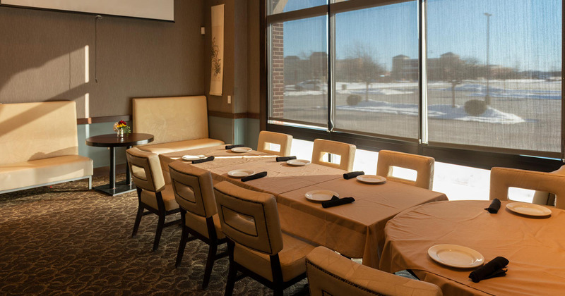 Interior, set tables