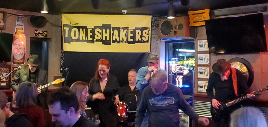 The Tone Shakers (7:00-10:30) event photo