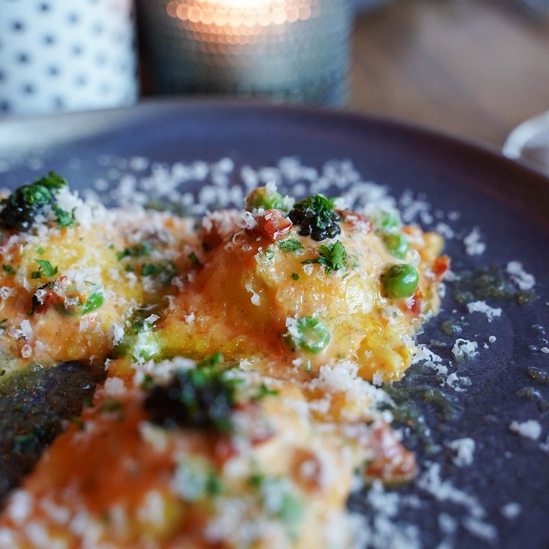 Squid ink caramelle photo