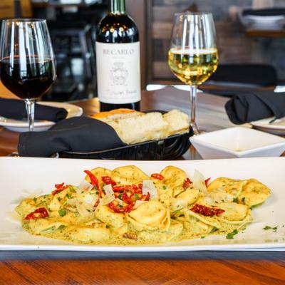 Pesto tortellini.