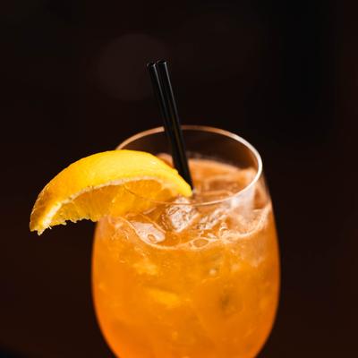 Apricot martini coktail.