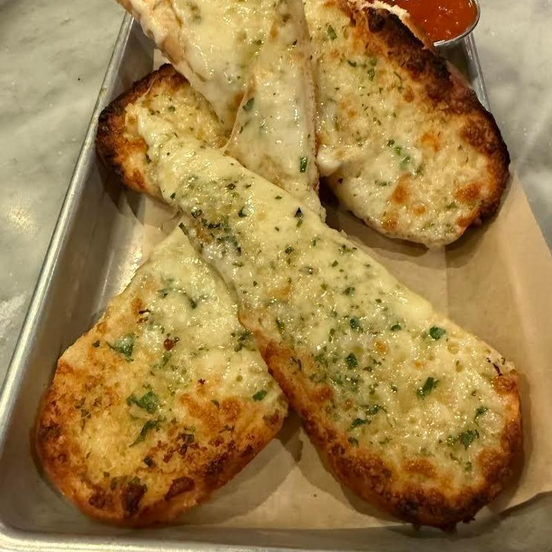 Cheesy Garlic Bread with Marinara photo