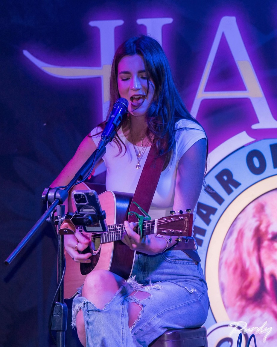 Limen on the deck with Elle Haley event photo