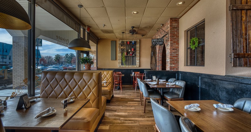 Diner area, booths, tables, chairs