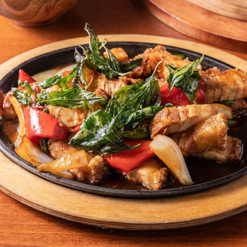 Basil with Crispy pork photo