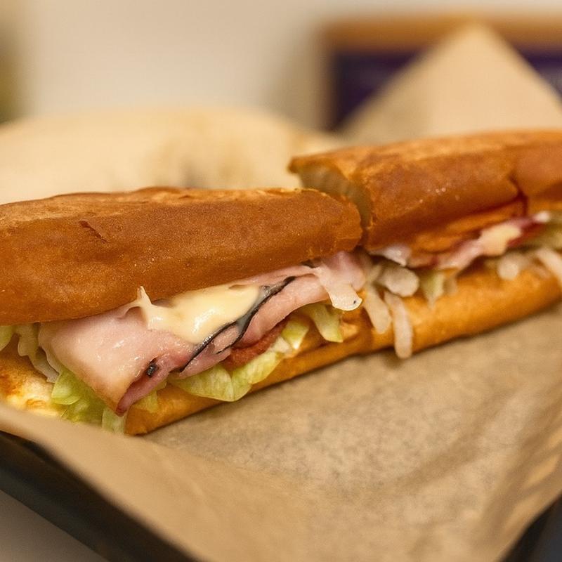 menu item 19 of 22, Ham and Cheese