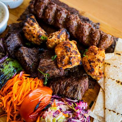 Mix Grill Deluxe platter.