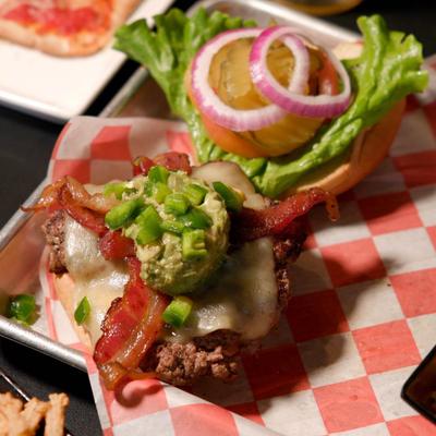 sports bar roanoke texas burger.