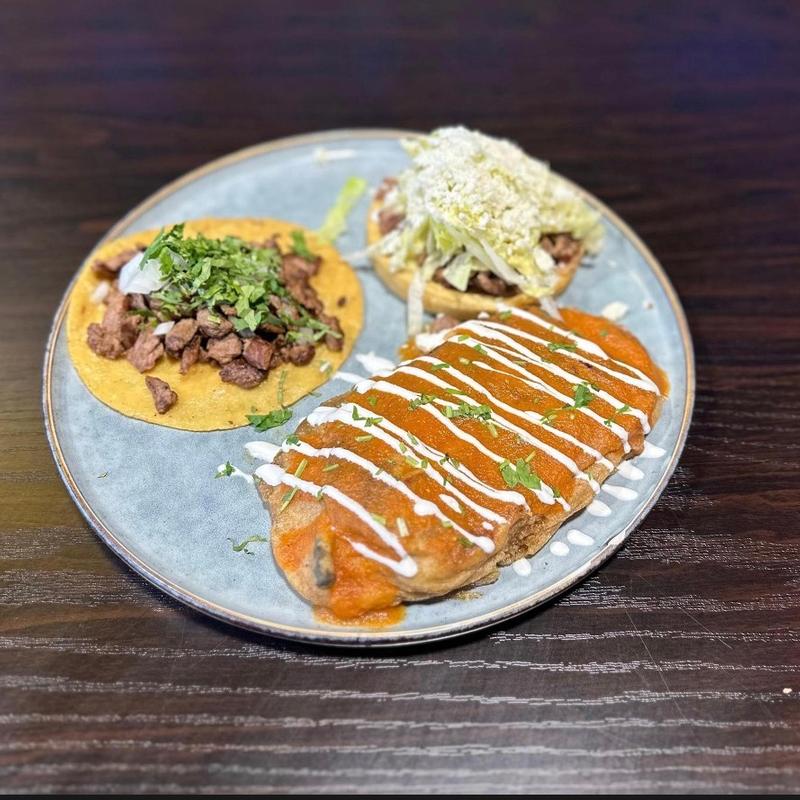 menu item 8 of 75, Yeye's Trio combo plate