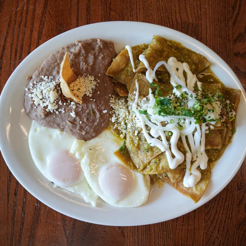 Chilaquiles Con Huevos photo