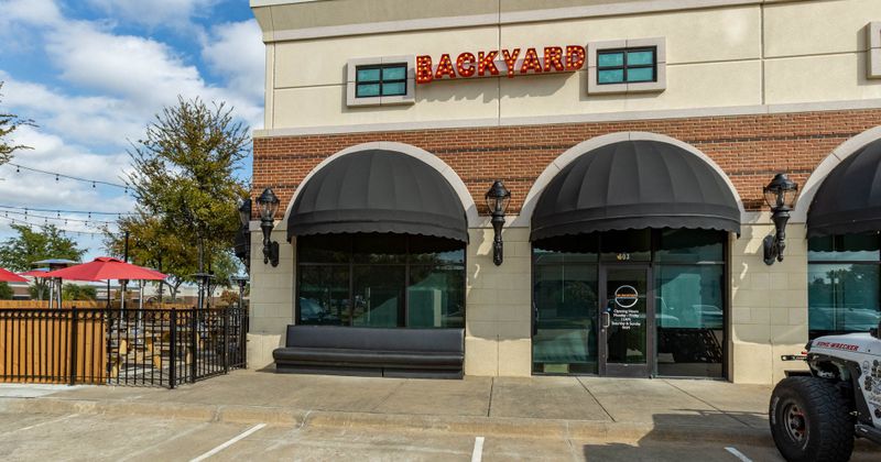 Exterior, main entrance