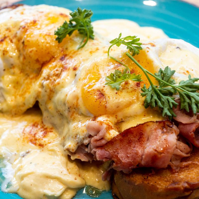 Maduros Benedict-ish photo