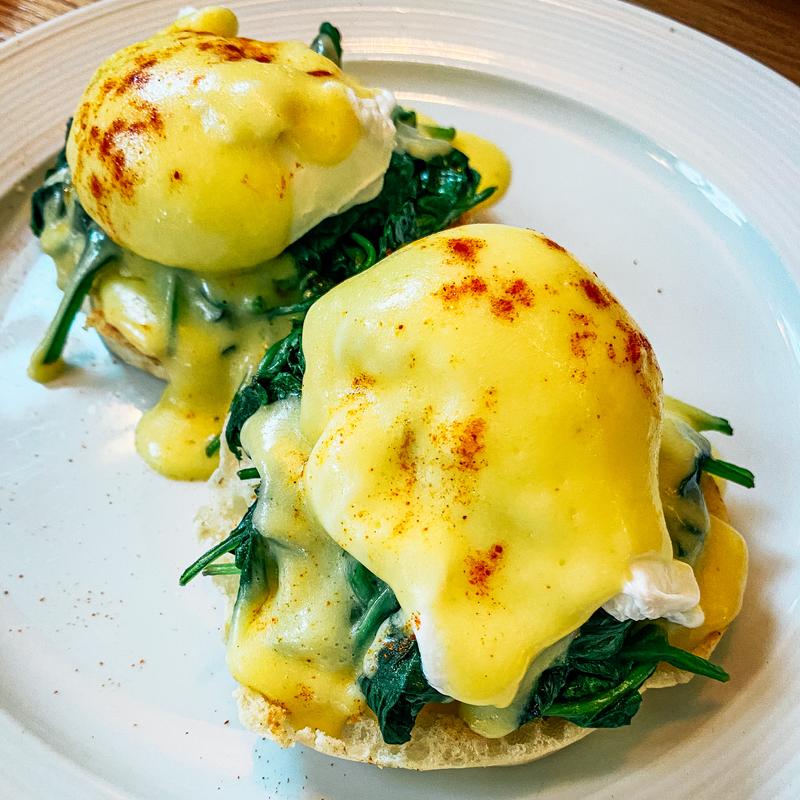 Eggs Benedict photo