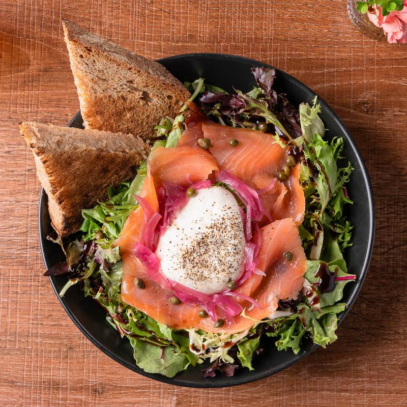 Burrata & Smoked Salmon (GFO)) photo