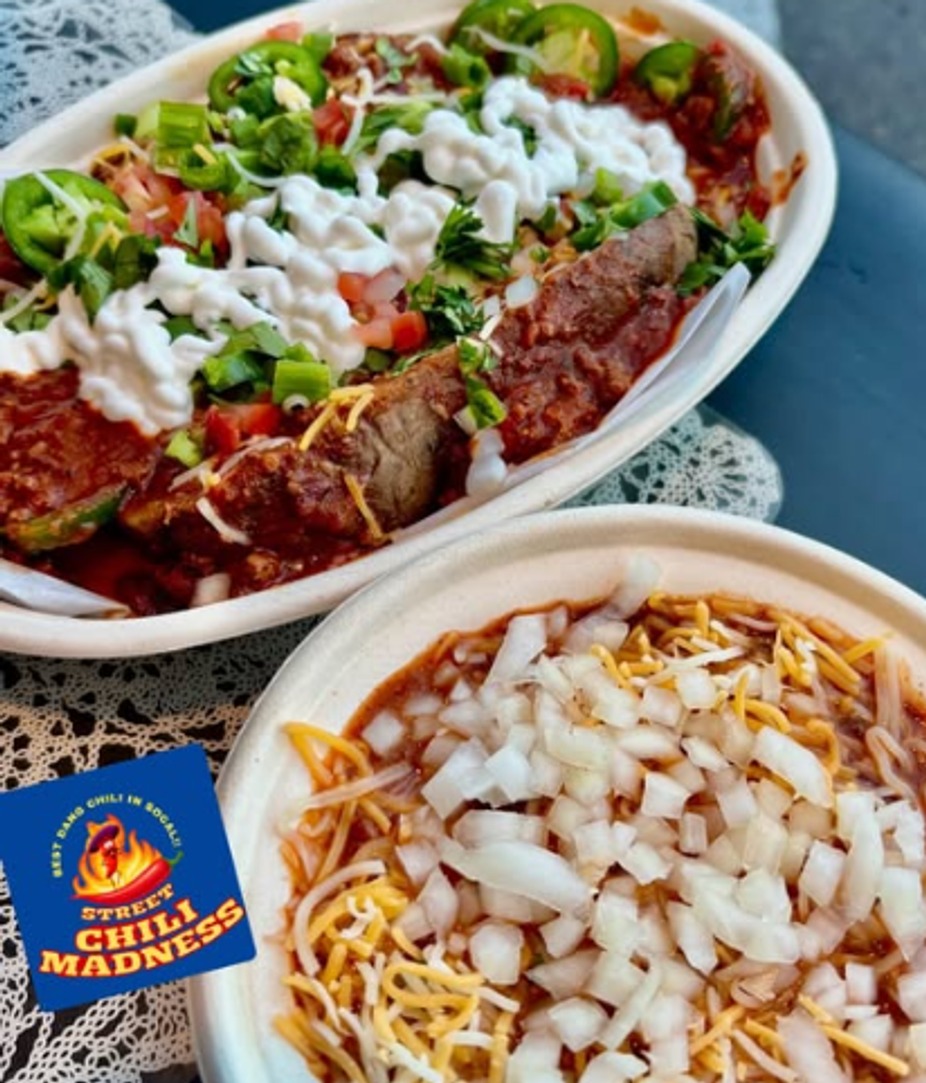 Sweet Chili Madness & Sunset Trivia event photo