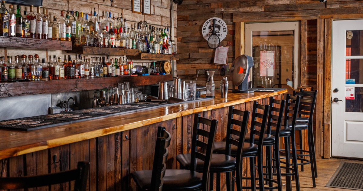 Exterior, yard with stage