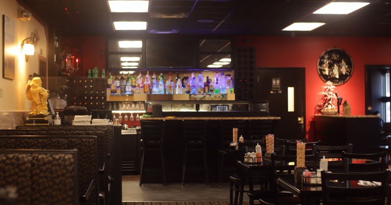 Diner and bar area, tv screens