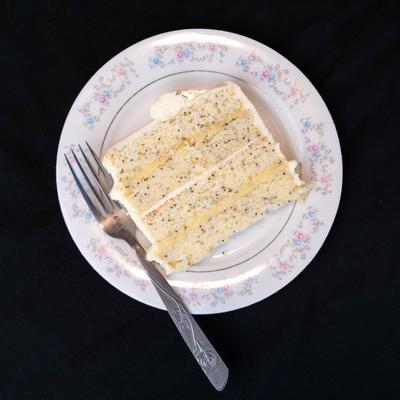 Lemon poppy seed cake