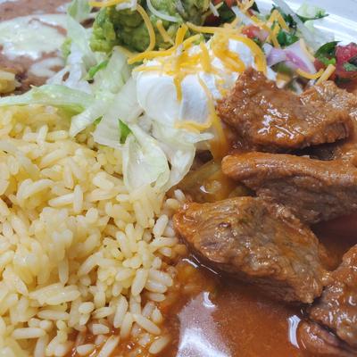 Beef with gravy and rice