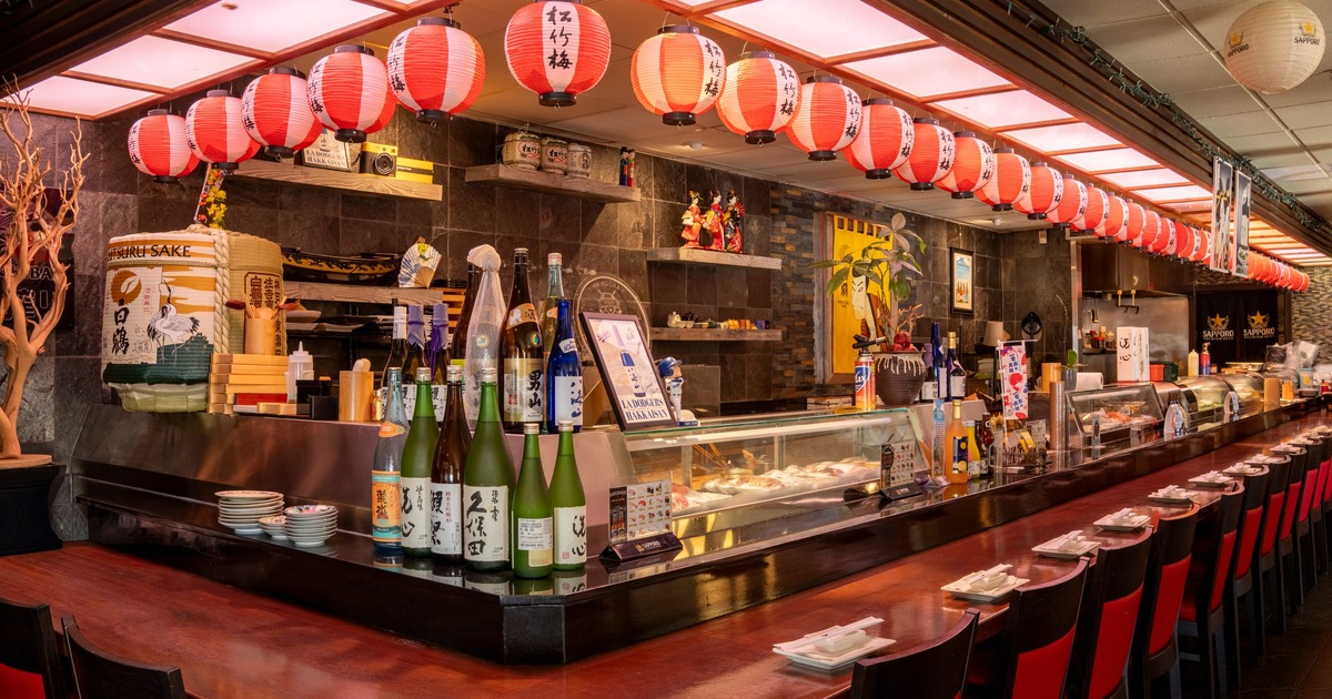 Bar table, with various food and drinks on the display