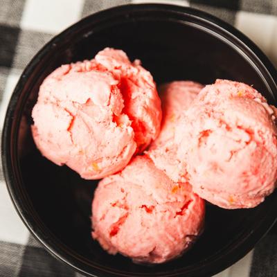 Strawberry icecream.