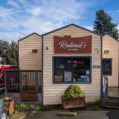Roderick's BBQ exterior, restaurant front.