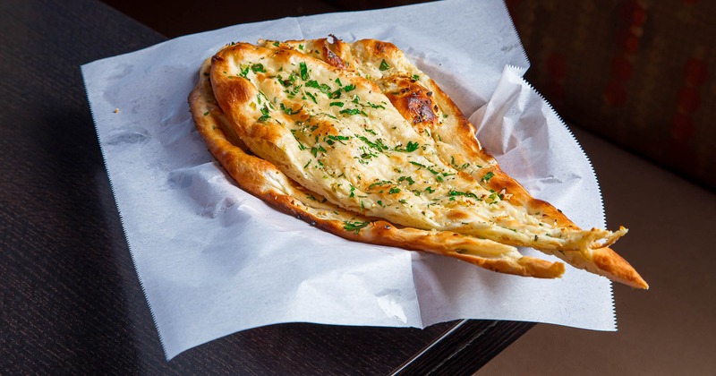 Garlic naan