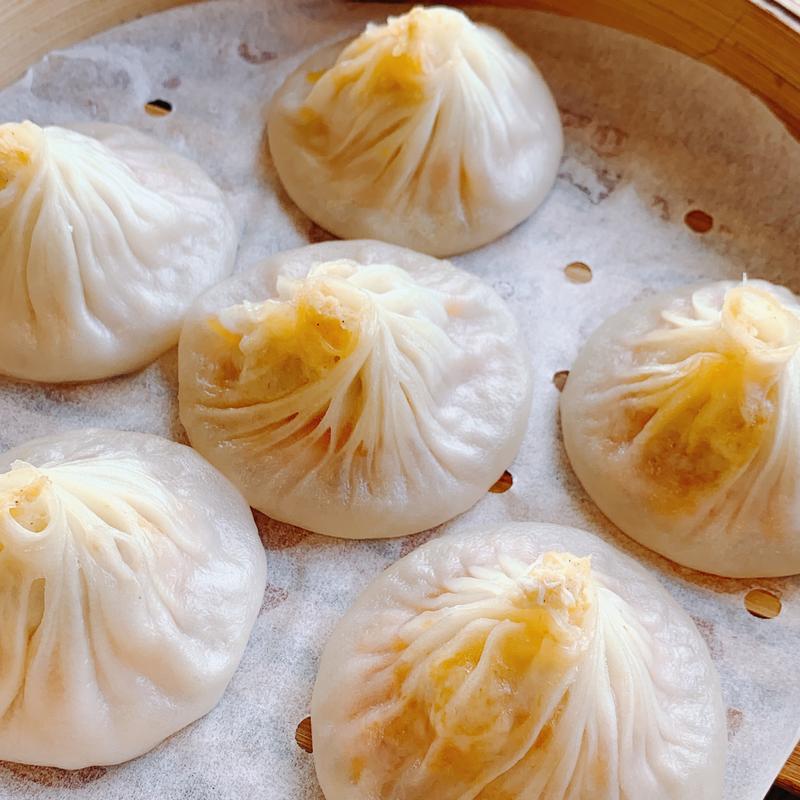 Crab Meat & Pork Juicy Steamed Dumplings (6) photo