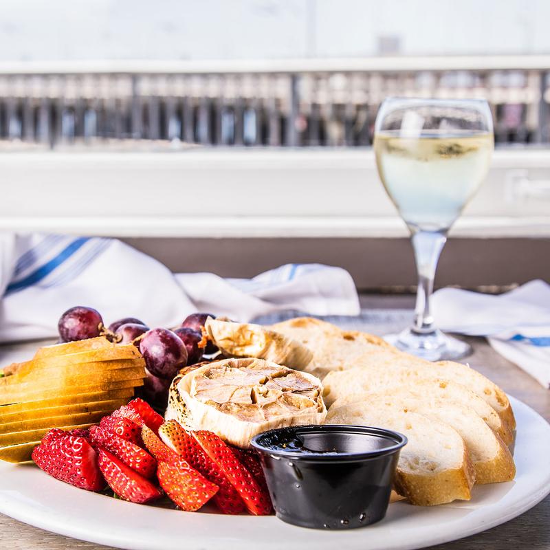 Roasted Garlic & Brie photo