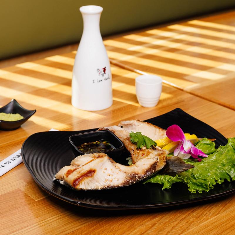 menu item 5 of 20, Yellowtail Collar