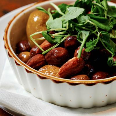 Olives and almonds snack