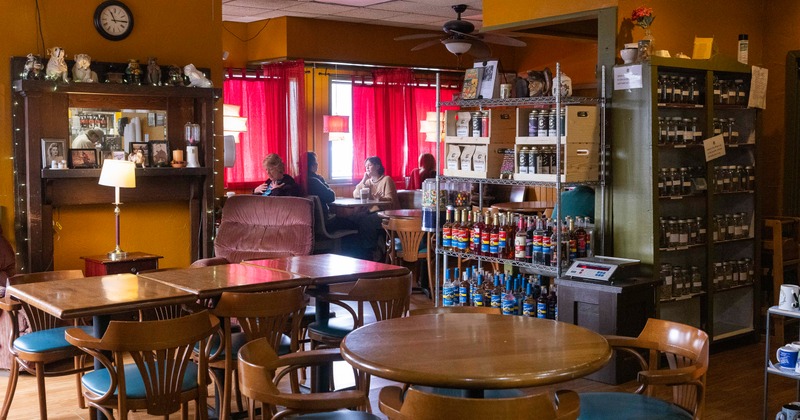 Diner room, tables, chairs, guests