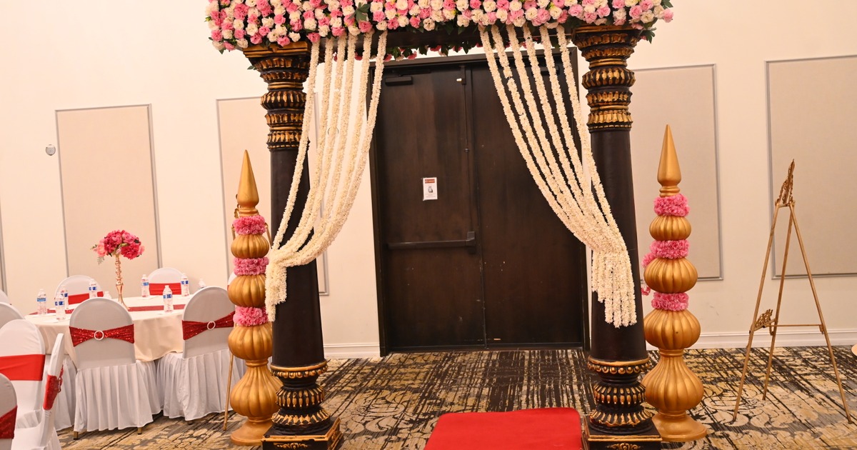 A traditionally decorated archway in a banquet room