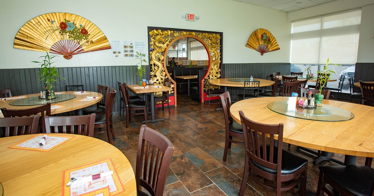 Interior, tables and chairs
