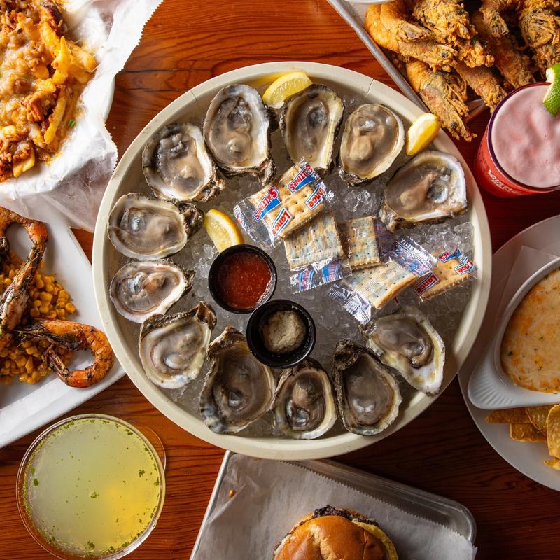 Raw Oyster Pirogue photo