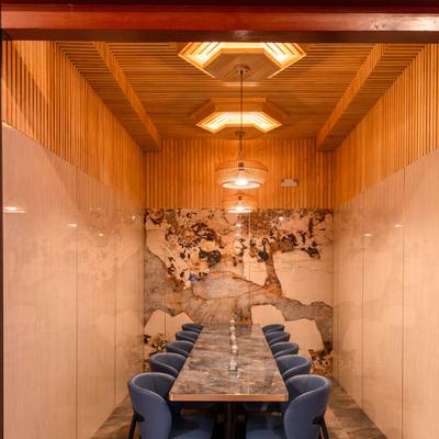 Party room for bigger tables.