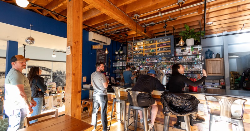 Bar area, bar, chairs