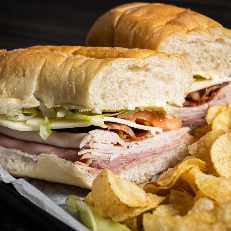 menu item 9 of 16, The Club